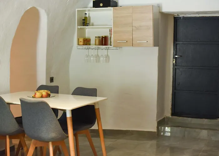 Basil Tree Stonehouse Casa de Férias *