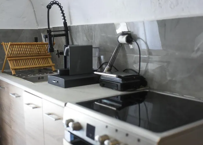 Basil Tree Stonehouse Hébergement de vacances Flomochori